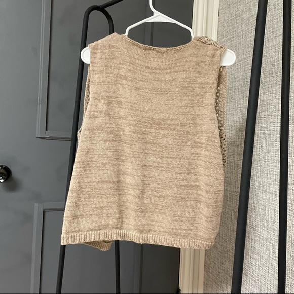 Gina Peters Vest - Picture 2 of 3